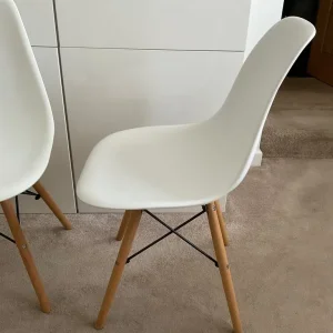 2 x white dining chairs beech legs Eames style excellent condition - Image 3