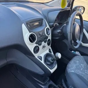 Ford KA Hatchback 2011 3-door manual - Image 5