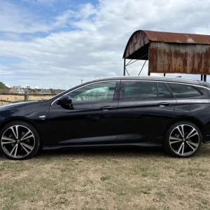 2018 Vauxhall Insignia Estate Auto with 35k miles - Image 7