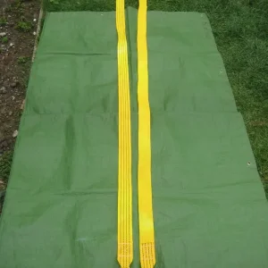 4 Metre Towing Strap with Metal Quick Release Hooks