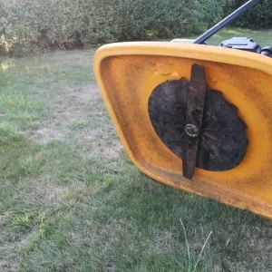 Allen 421 Hover Mower with Honda GCV160 Engine - Image 4