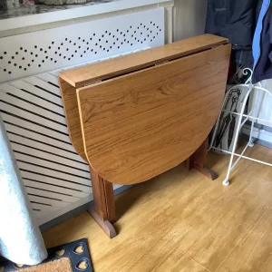 Drop leaf table - Image 2