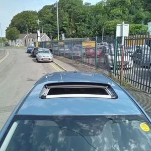 2017 Hyundai i10 1.2 Premium SE Hatchback - Image 6