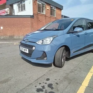 2017 Hyundai i10 1.2 Premium SE Hatchback - Image 8