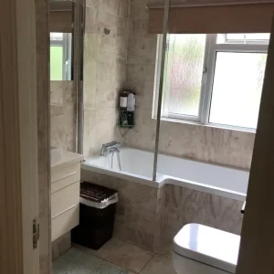 Double room ground floor with all bills included - Image 3