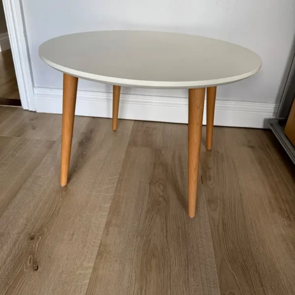 White round coffee table