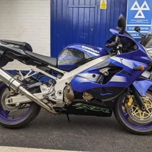 Kawasaki ZX9R 2002 F model