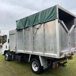 2016 Isuzu NQR N65.150 LWB TOOL BOX ARBORIST TIPPER - Image 8