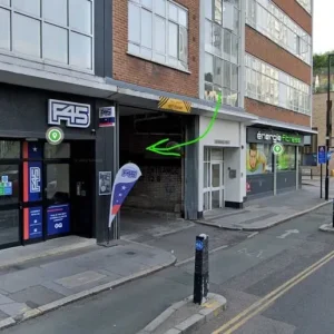 Parking space in east-molesey, Molesey - Image 2