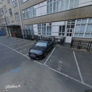 Parking space in east-molesey, Molesey - Image 6