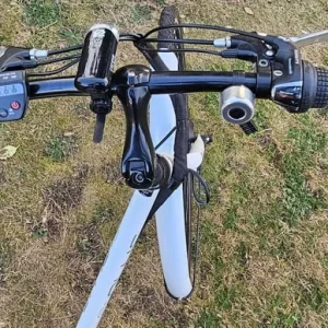 E-Plus Commute Folding Electric Bike – White – 36V – Shimano 7-Speed - Image 4