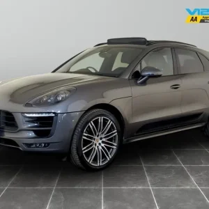 2017 Porsche Macan GTS 5dr PDK Estate Petrol - Image 6