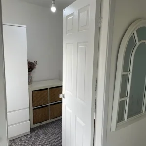 Double bedroom with separate toilet - Image 4