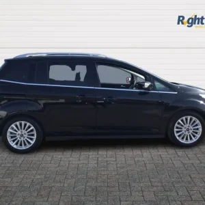 2016 Ford Grand C-Max 1.5 TDCi Titanium 5-door MPV Diesel Manual - Image 4