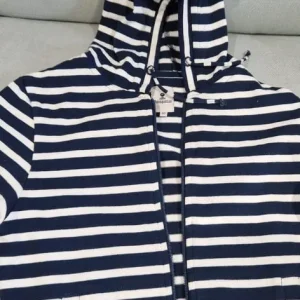 Tracksuit bottoms and striped cardigans - Image 2