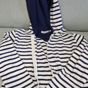 Tracksuit bottoms and striped cardigans - Image 3