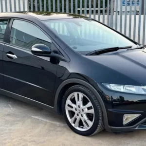 2009 Honda Civic 1.8 i-VTEC ES 5-door hatchback - Image 2