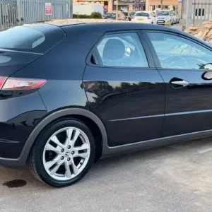 2009 Honda Civic 1.8 i-VTEC ES 5-door hatchback - Image 4