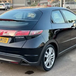 2009 Honda Civic 1.8 i-VTEC ES 5-door hatchback - Image 5