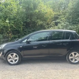 2013 Vauxhall Corsa 1.2 SXi 5-door Hatchback - Image 4