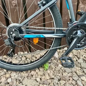 B-twin Rockrider mountain bike 17” M frame 26” wheels 3x7 speed - Image 7