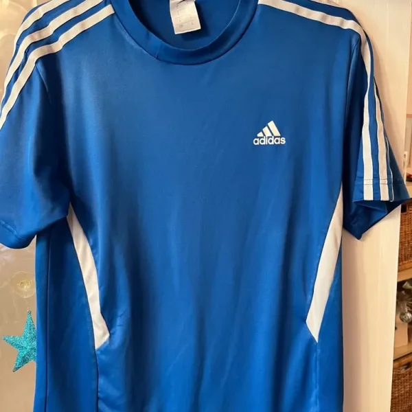 Adidas Tshirt