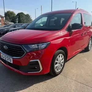 2023 Ford Tourneo Connect 2.0 EcoBlue Titanium DCT Euro 6 (s/s) 5dr MPV Diesel Automatic - Image 5