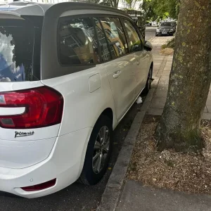 Citroen C4 Picasso 2015, 1.6 HDi, 5-door MPV - Image 3