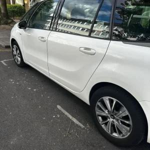 Citroen C4 Picasso 2015, 1.6 HDi, 5-door MPV - Image 4
