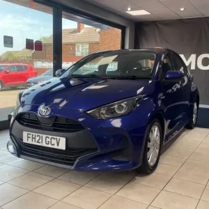 2021 Toyota Yaris 1.5 VVT-h Icon Hatchback - Image 3