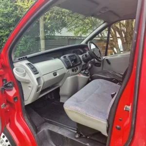 2004 Renault Trafic Panel Van - Image 8