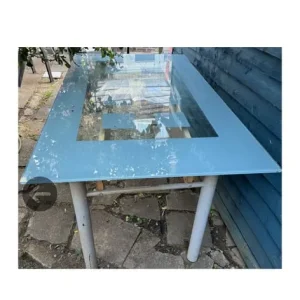 Dinning table