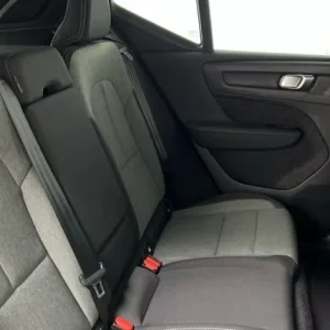 2024 Volvo XC40 B3 Core Mild Hybrid Estate - Image 6