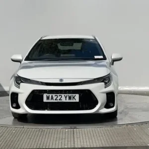 2022 Suzuki Swift 1.8h Hybrid Estate - Image 3