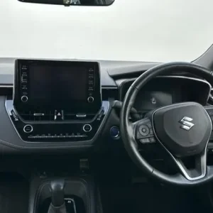 2022 Suzuki Swift 1.8h Hybrid Estate - Image 4