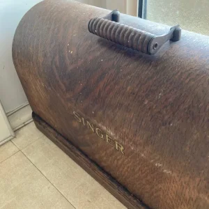 Wooden lid for singer sewing machine - Image 2