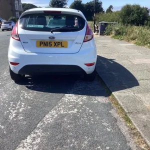 Ford Fiesta Zetec Hatchback 2015 1.0L Manual 5 Door - Image 2