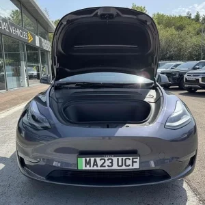2023 Tesla Model Y Performance 4WD with Pan Roof and All-Wheel Drive - Image 7