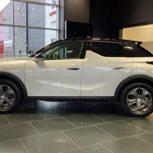 2024 DS 3 Crossback E-TENSE Electric SUV - Image 6