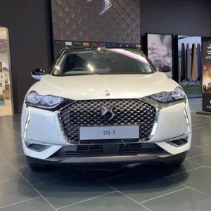2024 DS 3 Crossback E-TENSE Electric SUV - Image 8