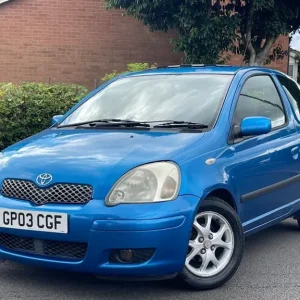 2003 Toyota Yaris 1.3 VVT-i T Spirit 3dr Auto HATCHBACK Petrol Automatic - Image 2
