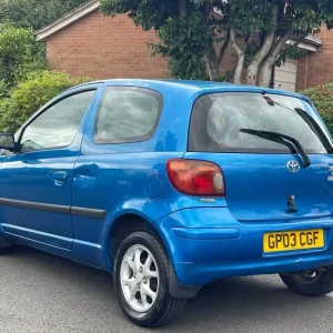 2003 Toyota Yaris 1.3 VVT-i T Spirit 3dr Auto HATCHBACK Petrol Automatic - Image 6