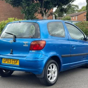 2003 Toyota Yaris 1.3 VVT-i T Spirit 3dr Auto HATCHBACK Petrol Automatic - Image 7