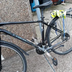 Mans trek hybrid - Image 4