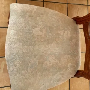 Extendable dining table and 6 chairs - Image 7