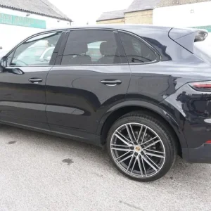 2019 Porsche Cayenne 2.9T V6 S Tiptronic 4WD Estate - Image 4