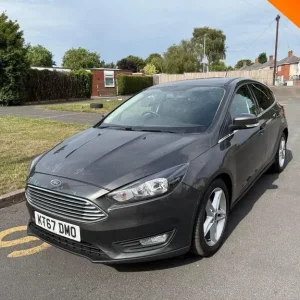 2018 Ford Focus 1.0T EcoBoost Zetec Edition 5-door hatchback - Image 3