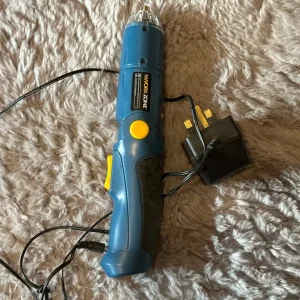 Work zone cordless screwdriver