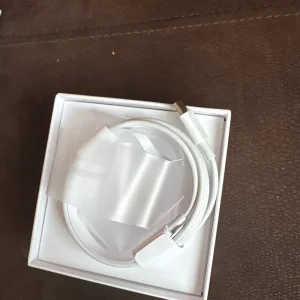 Apple AirPods Pro 2 - Image 5