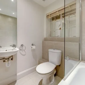 Two-bedroom first floor apartment in Barton-upon-Humber - Image 6
